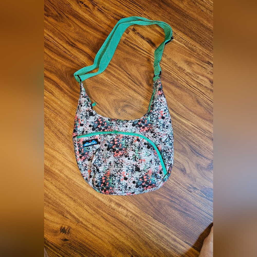 Kavu Purse